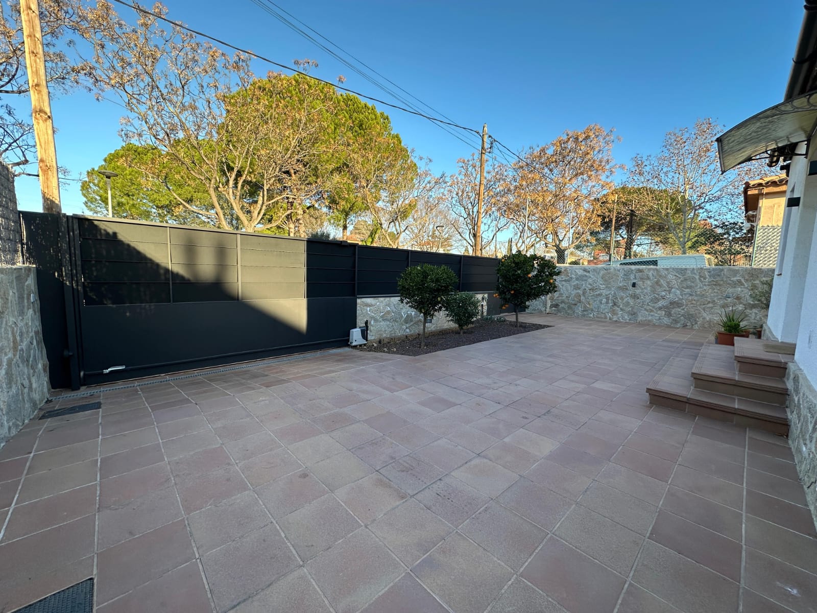 WhatsApp Image 2025-05-08 at 10.34.56 (3)